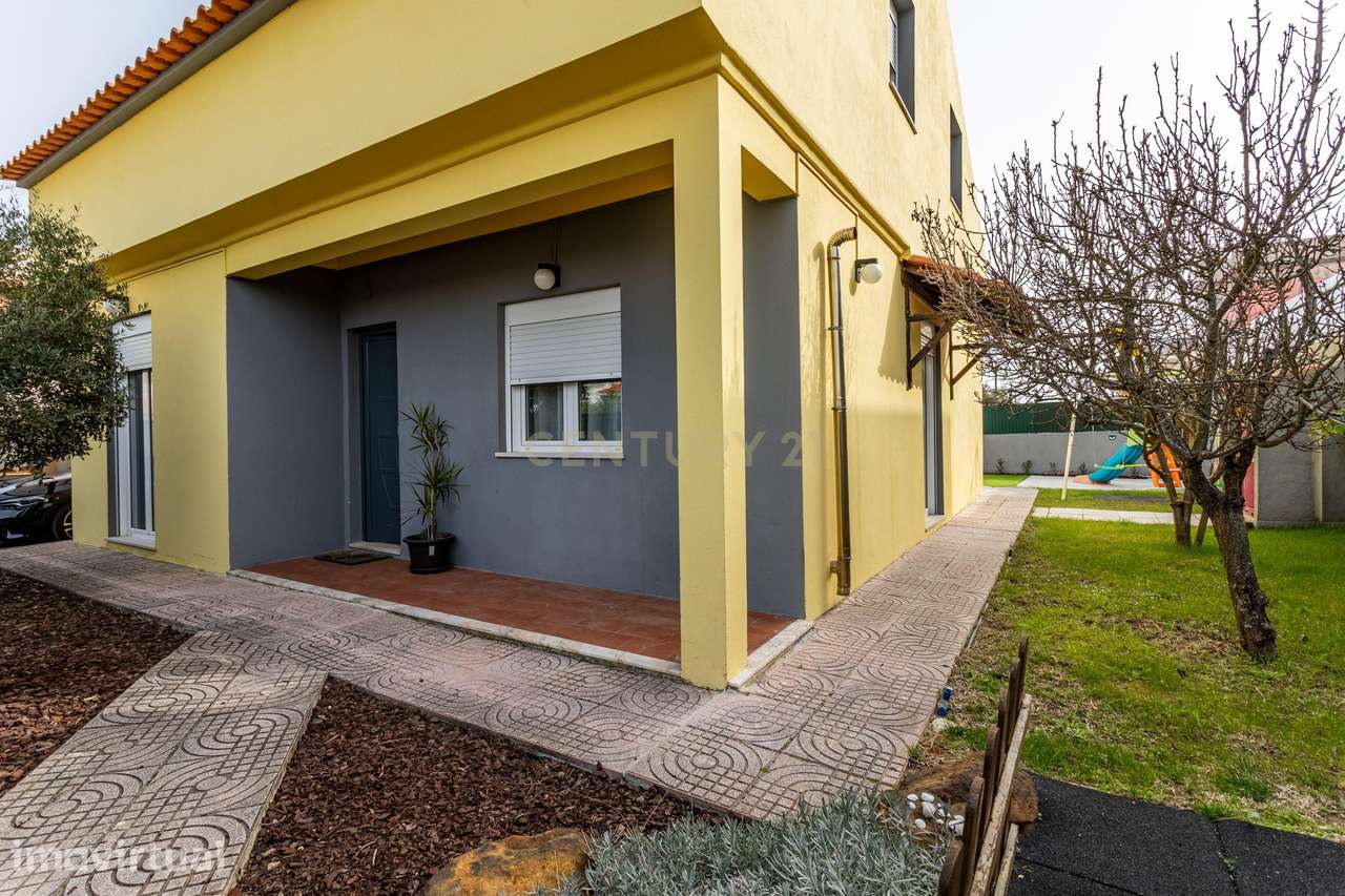 Moradia T4 em Fernão Ferro - Conforto, espaço e qualidade de vida - Grande imagem: 2/29