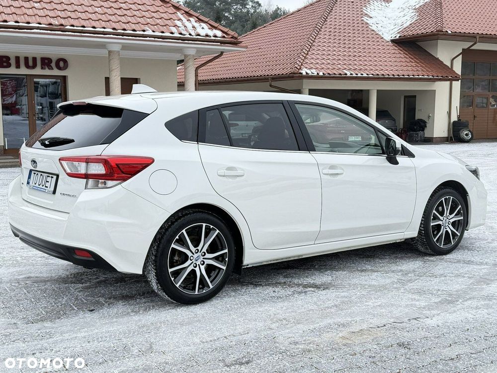 Subaru Impreza 2.0i Exclusive (EyeSight) Lineartronic - 10