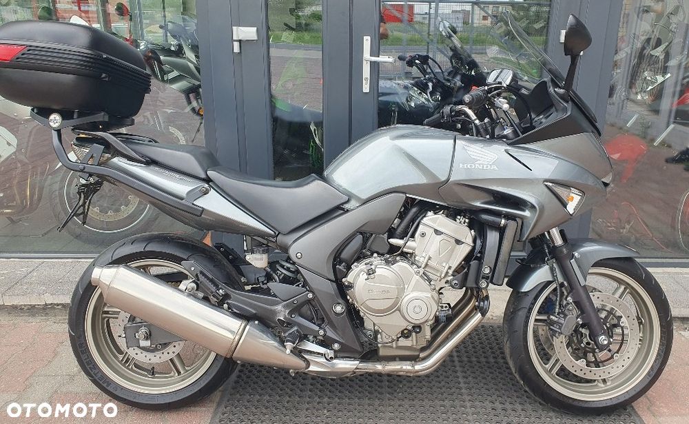 Honda CBF - 1