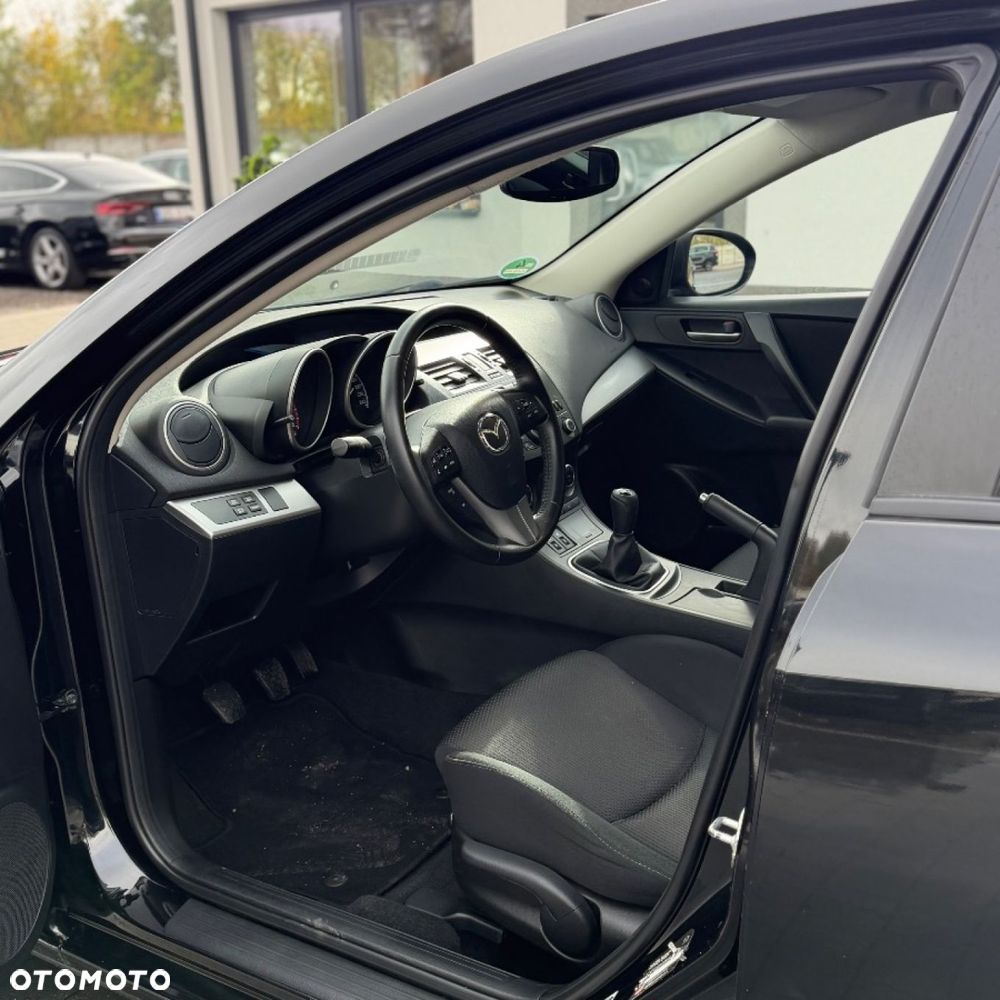 Mazda 3 - 15