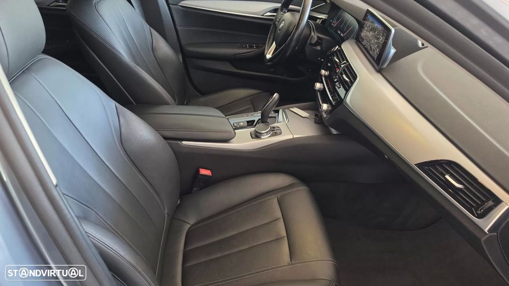 BMW 530 d xDrive Line Luxury Auto - 54