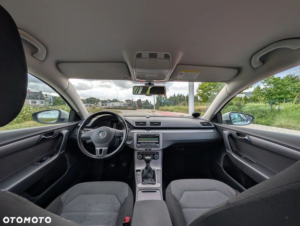 Volkswagen Passat 1.8 TSI Comfortline - 13