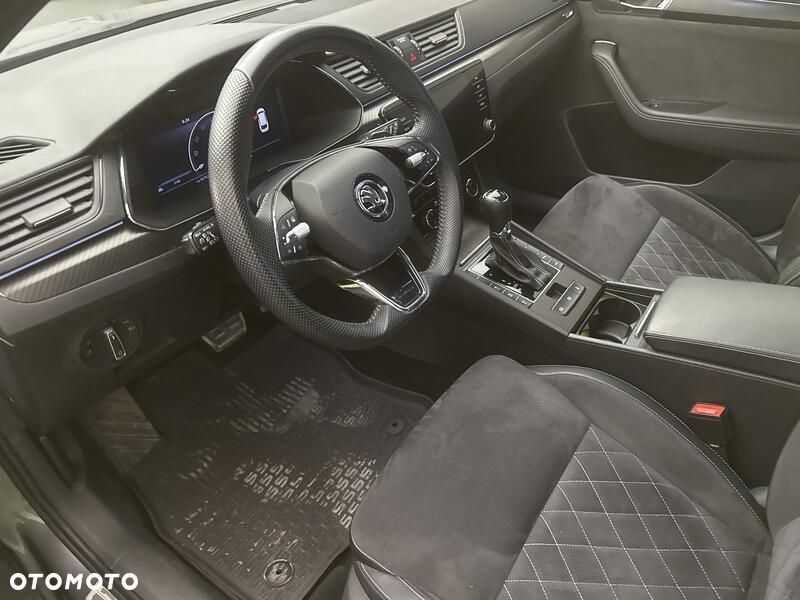 Skoda Superb 2.0 TSI Sportline DSG - 10