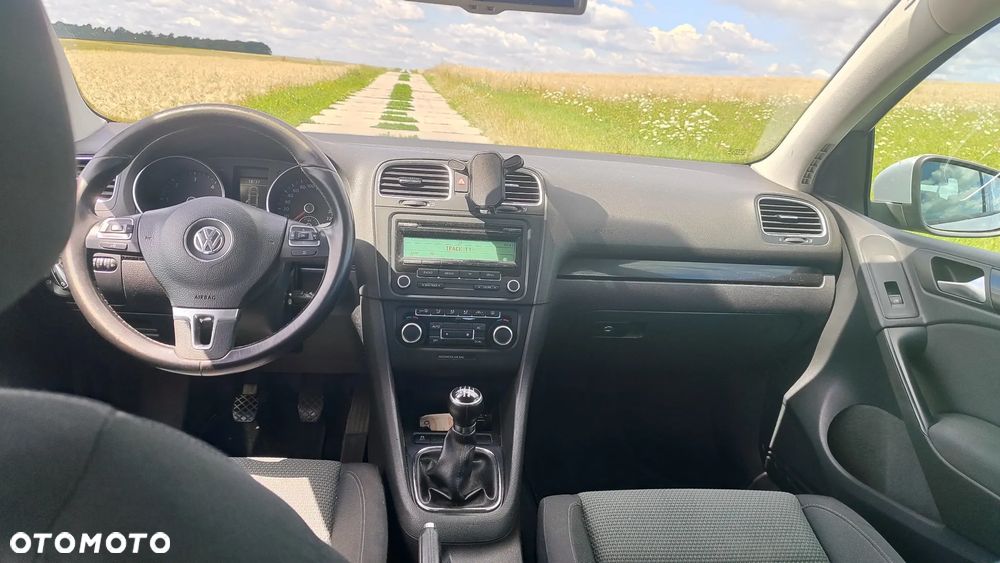Volkswagen Golf 1.6 TDI DPF Comfortline - 10
