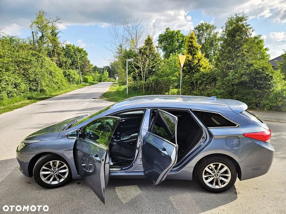 Hyundai i40 Kombi blue 1.7 CRDi Premium - 22