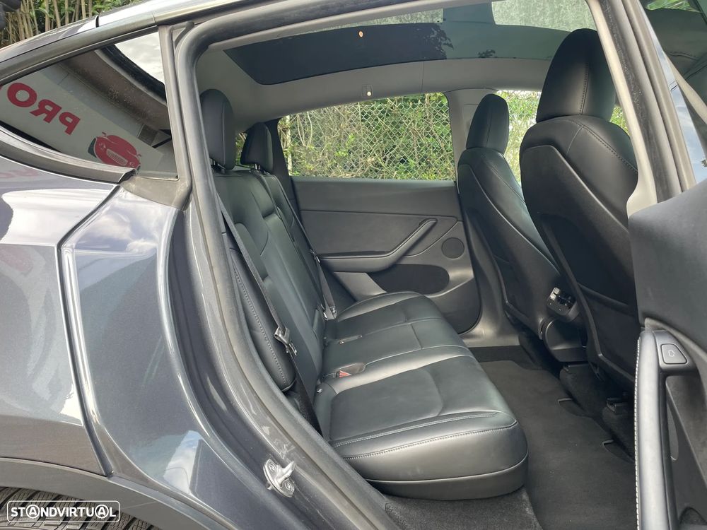 Tesla Model Y RWD - 26