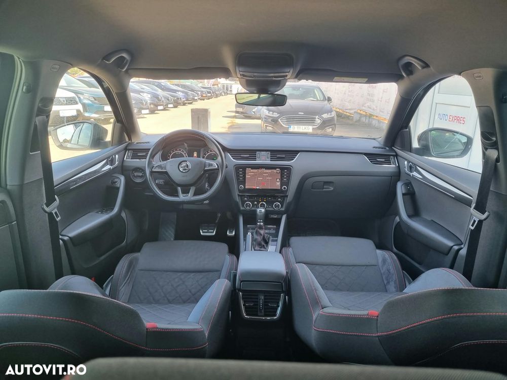 Skoda Octavia 2.0 TDI 4X4 DSG RS - 10