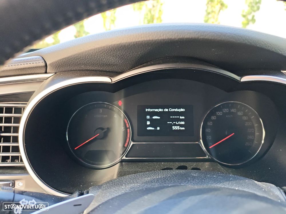 Kia Optima 1.7 CRDi TX Top Aut. — fotografia 5