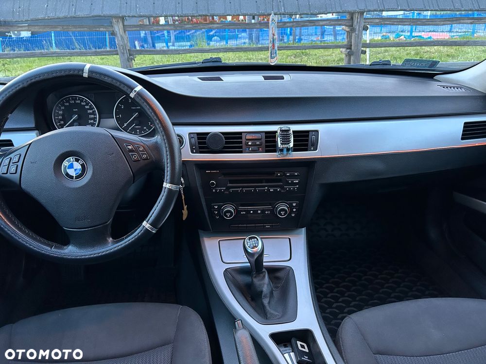 BMW Seria 3 - 10