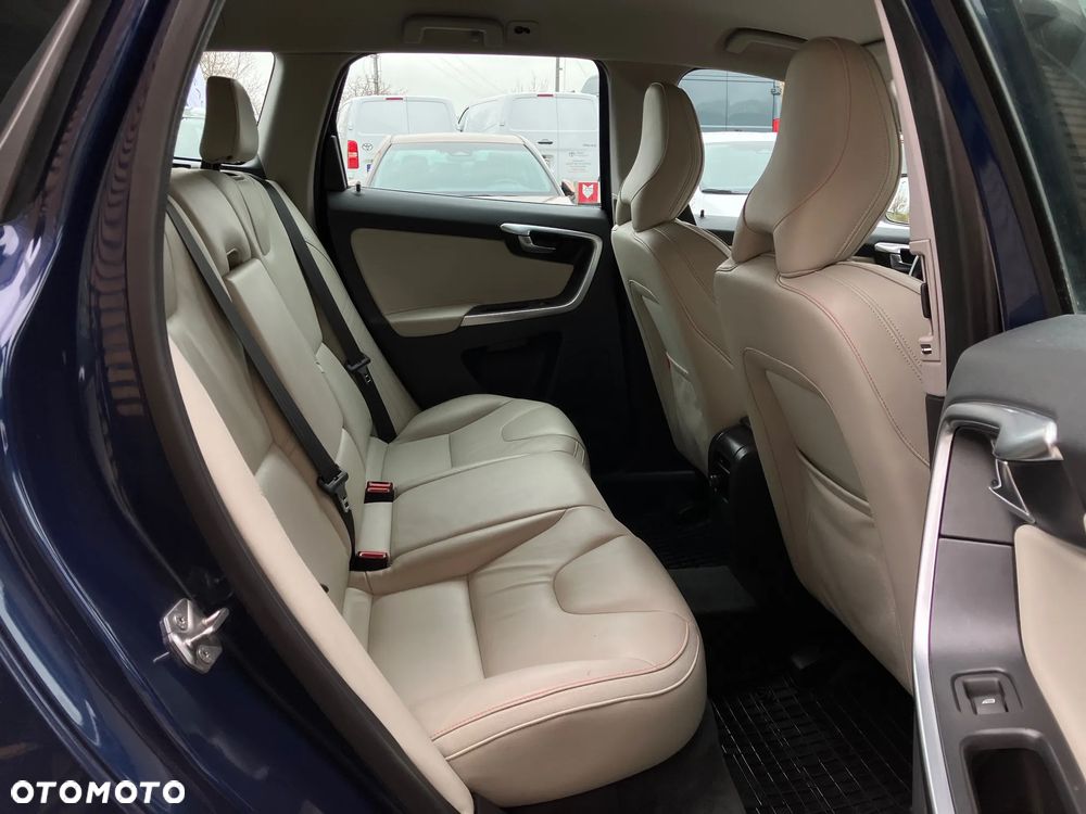 Volvo XC 60 D3 Ocean Race - 19