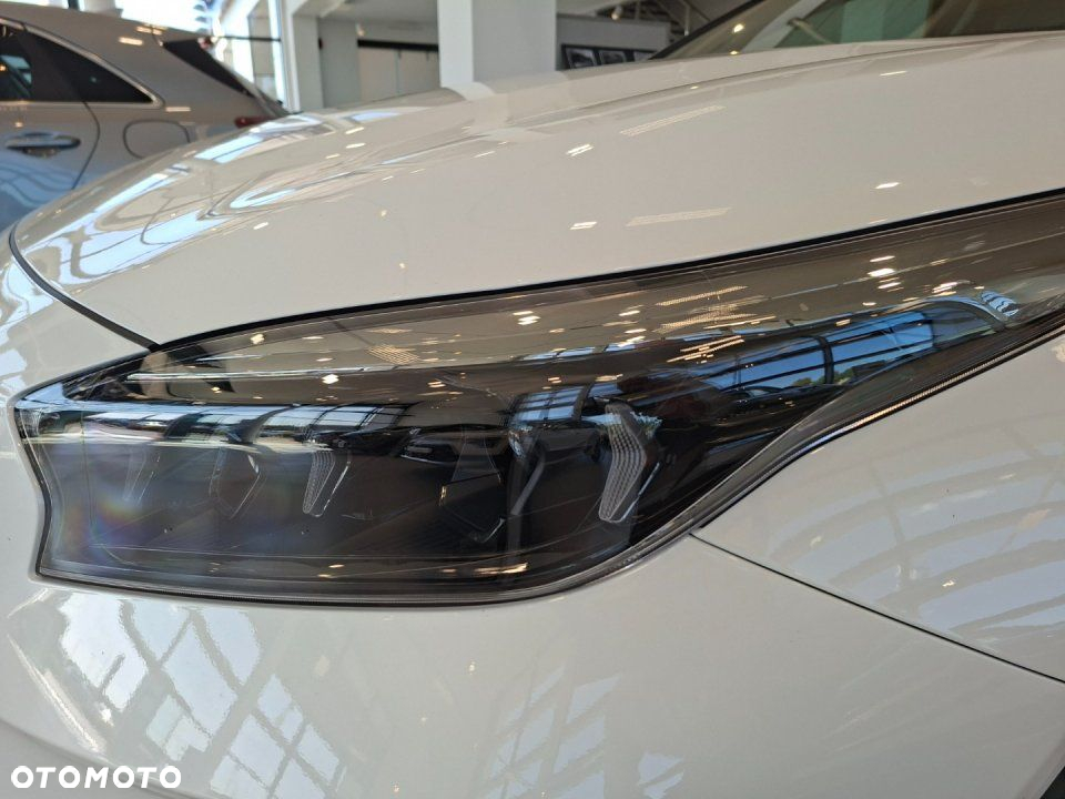 Kia XCeed - 11
