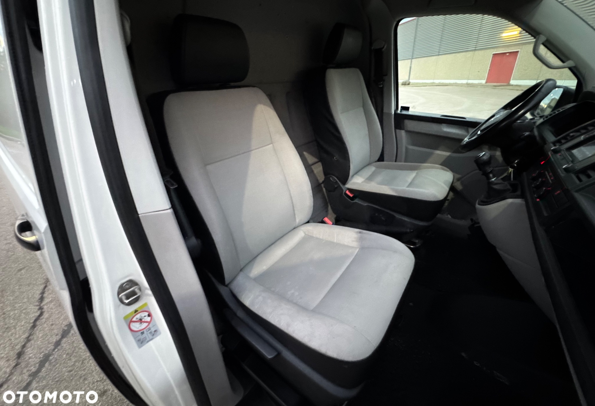 Volkswagen TRANSPORTER T6 - 25