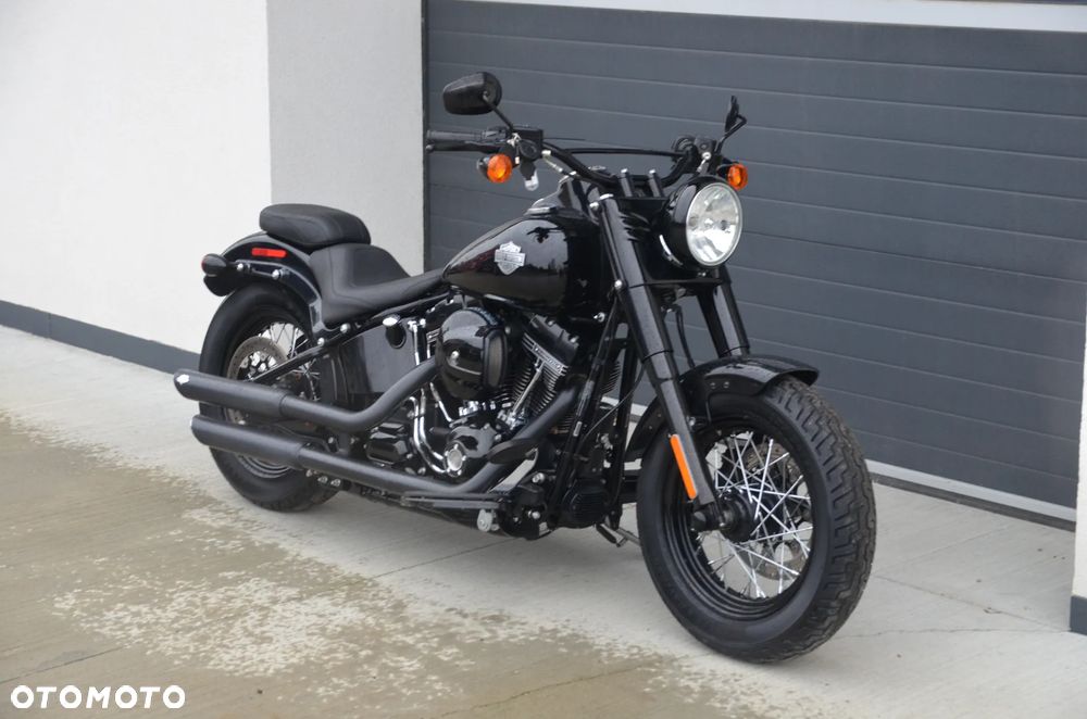 Harley-Davidson Softail Slim - 24