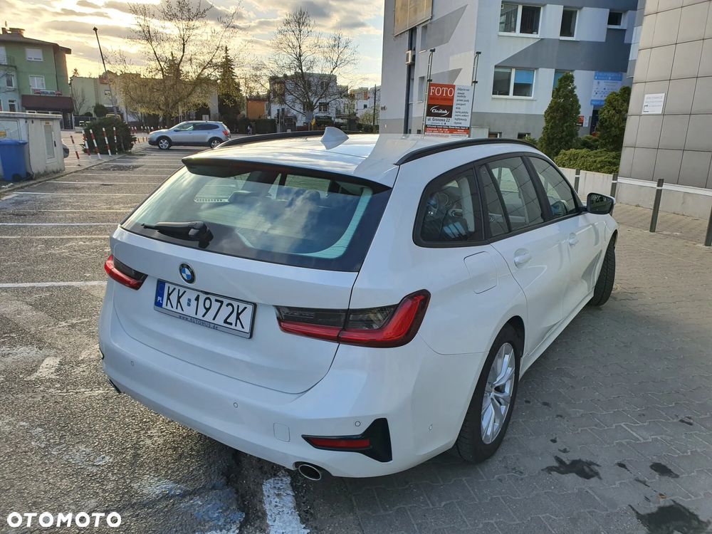 BMW Seria 3 318d - 2