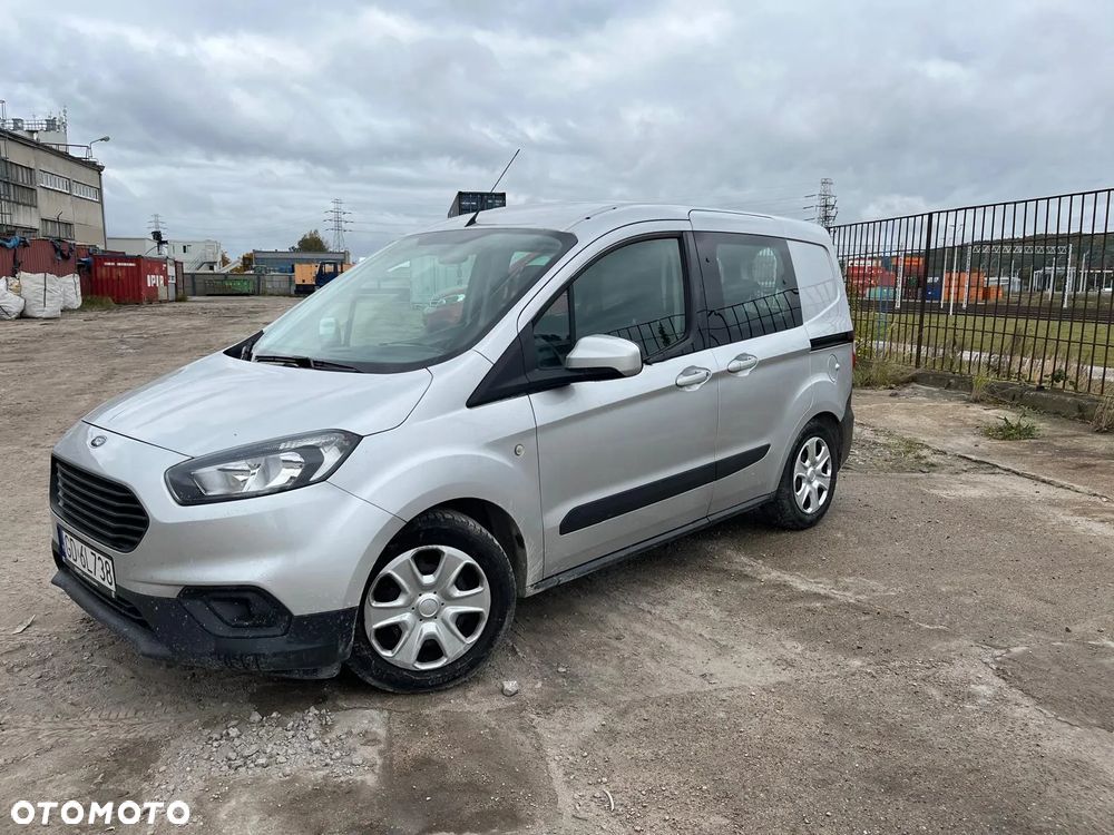 Ford Transit Courier Ambiente - 1