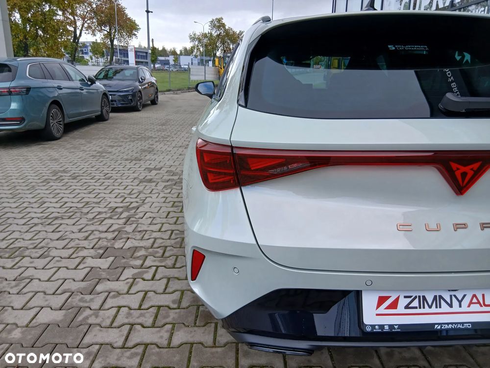 Cupra Leon 1.5 eTSI DSG - 11