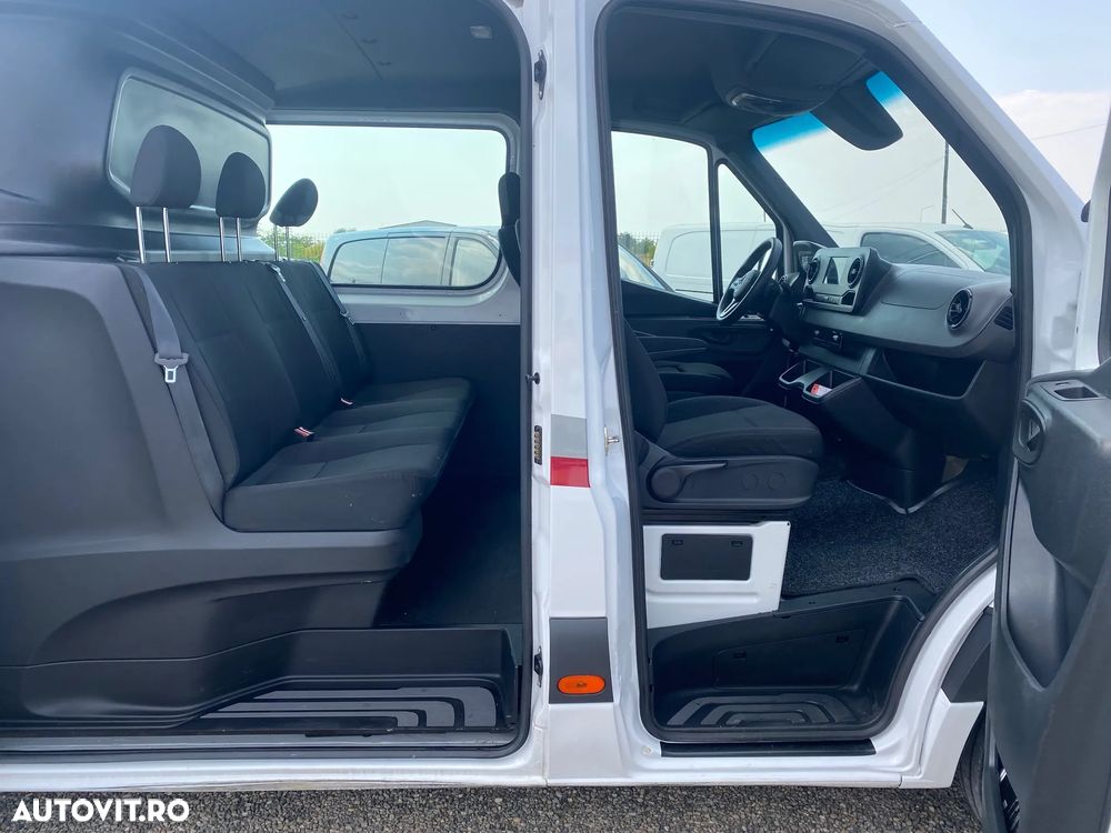 Mercedes-Benz Sprinter - 6