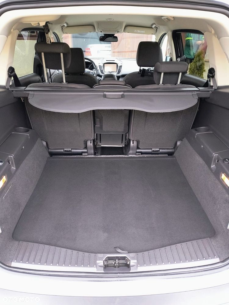 Ford Grand C-MAX - 12