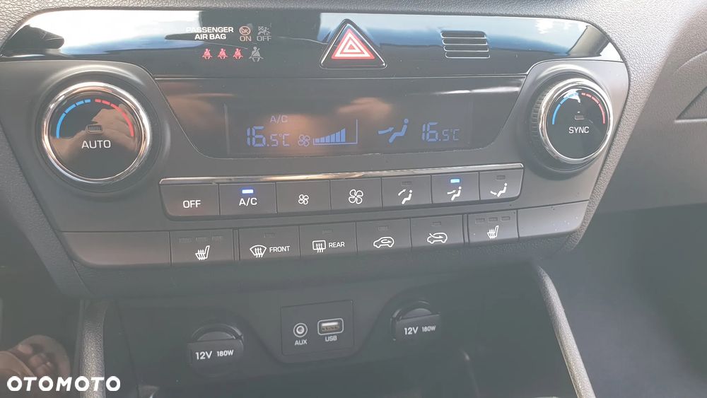 Hyundai Tucson blue 1.6 GDi 2WD Navi - 31