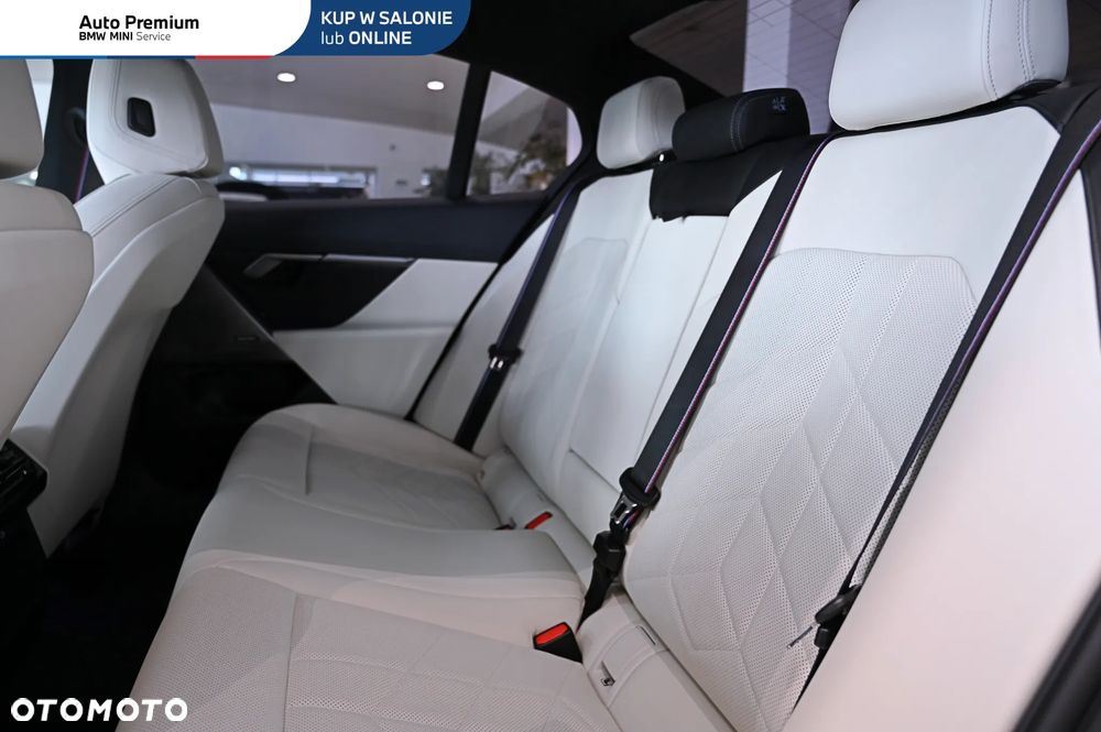 BMW Seria 5 520d mHEV M Sport - 18