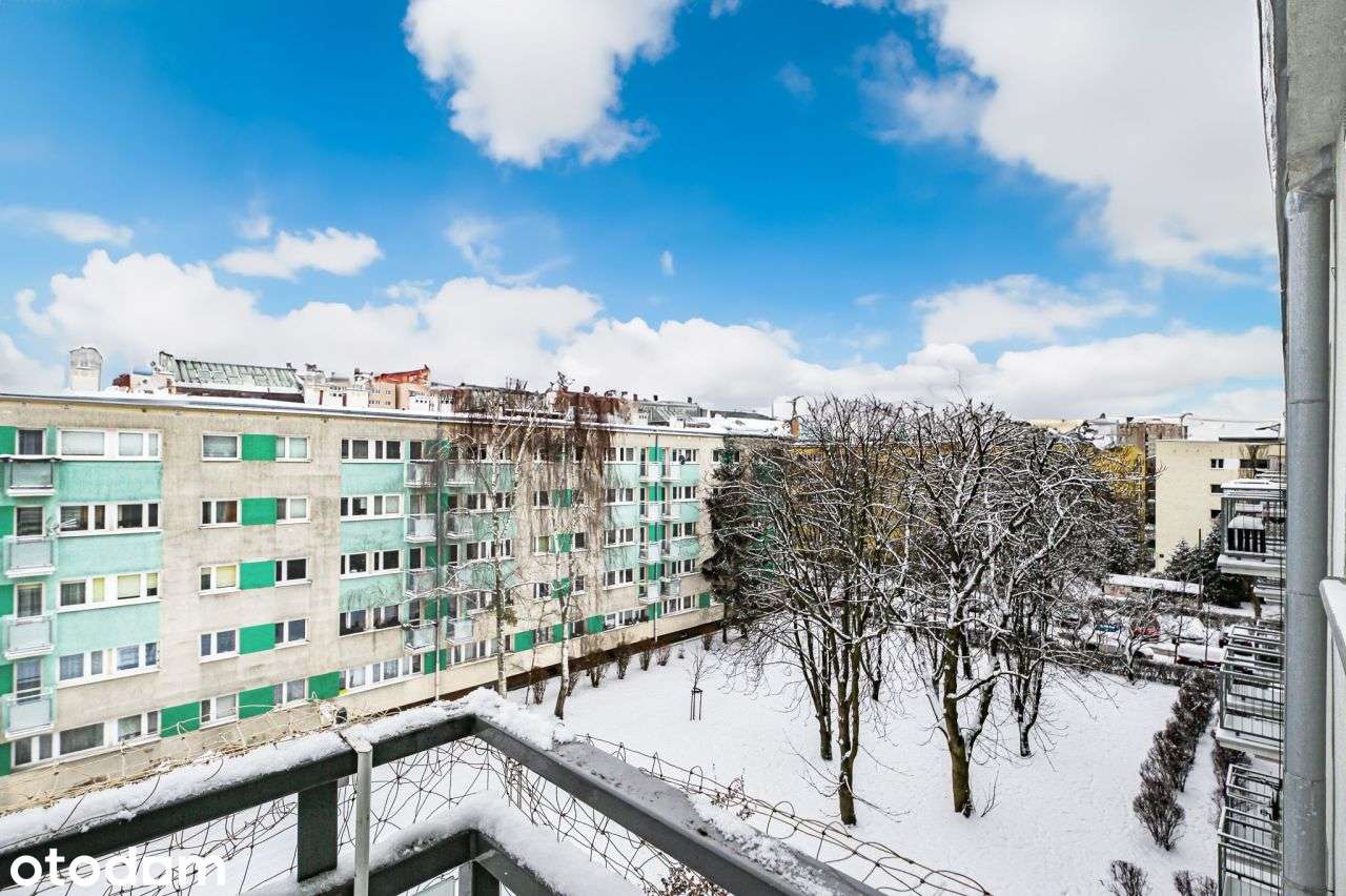 Ochota ul. Władysława Okińskiego,2 pokoje ,balkon