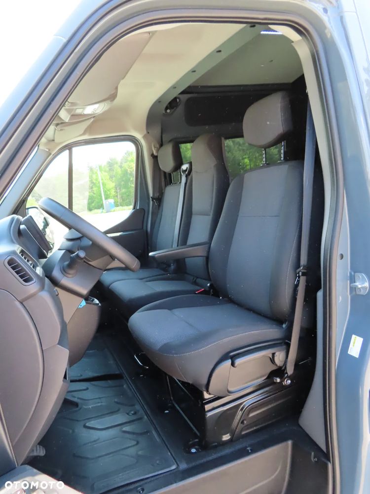 Renault Master 2.3 dCi 163 KM 7-Mio Osobowy + 895 Kg Ładowność Doka Dubel Brygadowy Ekstra Długi 4383 mm Furgon Blaszak HAK 2500 Kg Rozstaw Osi 4332 mm WZMACNIANY Napęd Na Tylną Oś Stan Auta Jak Nowy OKAZJA POLECAM - 31