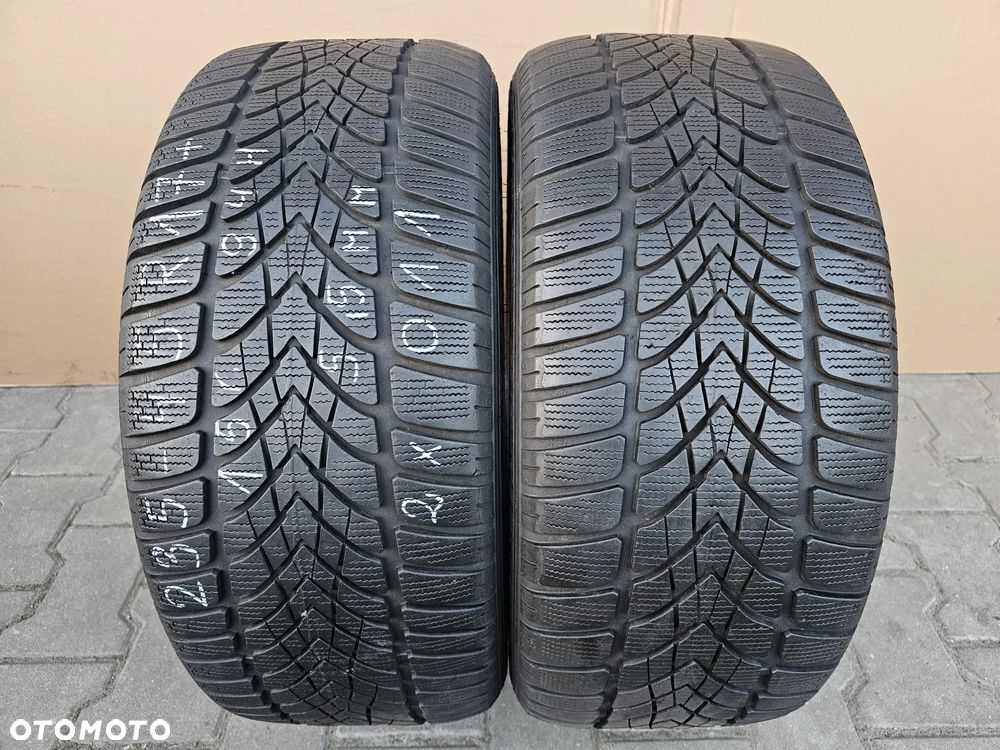 (O11) 235/45R17 94H 5,5mm 15r / Dunlop SP Winter Sport 4D - 1