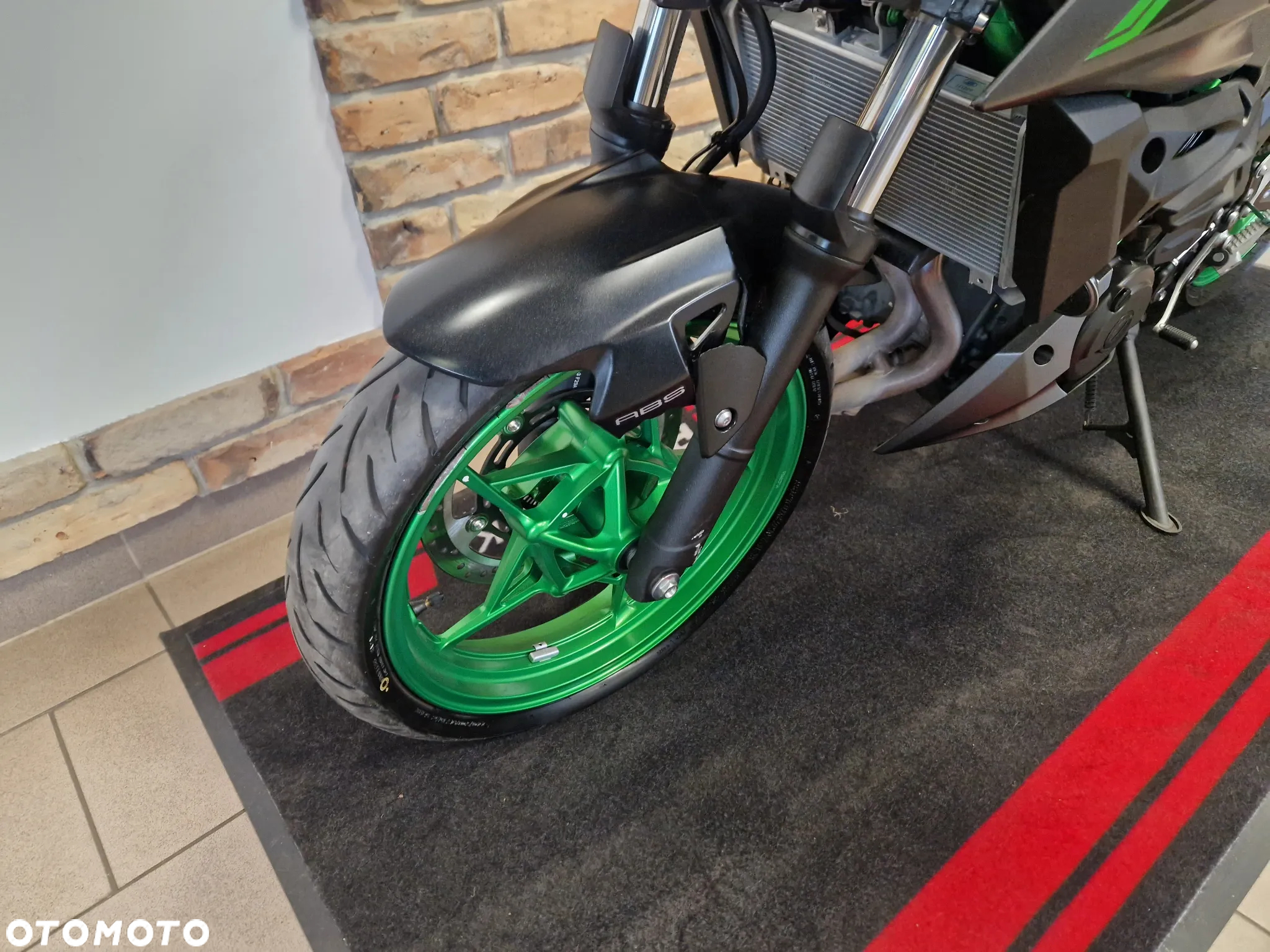 Kawasaki Z - 11