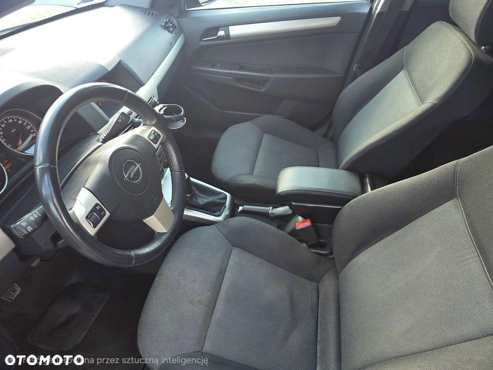 Opel Astra - 24
