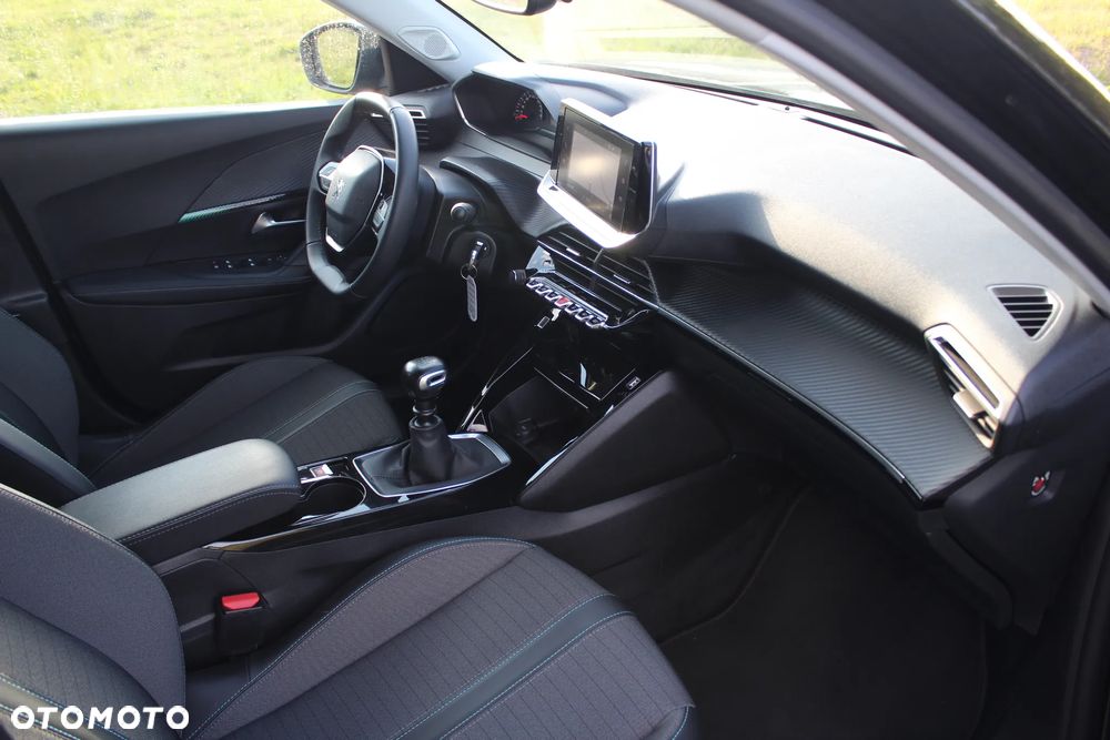 Peugeot 2008 1.5 BlueHDi Allure Pack S&S - 27