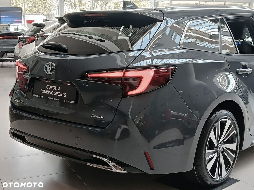 Toyota Corolla 1.8 Hybrid Style - 33