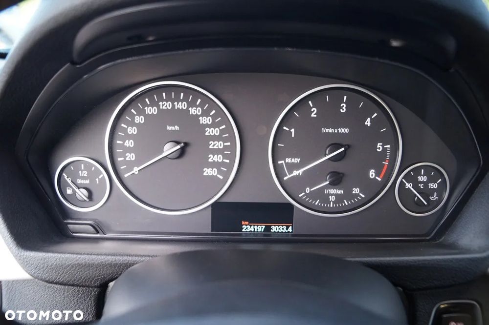 BMW Seria 3 - 13
