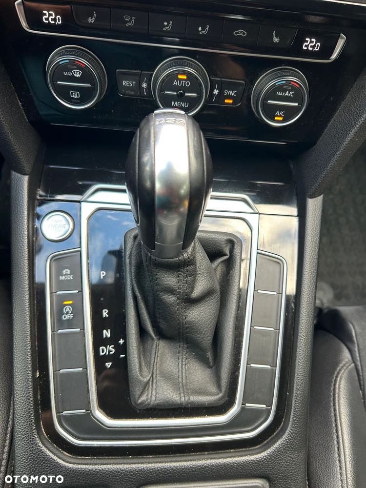 Volkswagen Passat 2.0 TDI SCR Highline DSG - 4