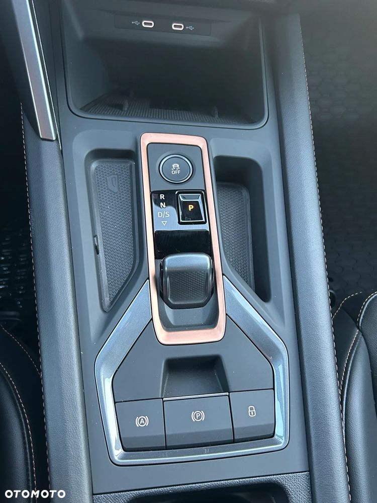 Cupra Leon Sportstourer 1.5 eTSI mHEV DSG - 24