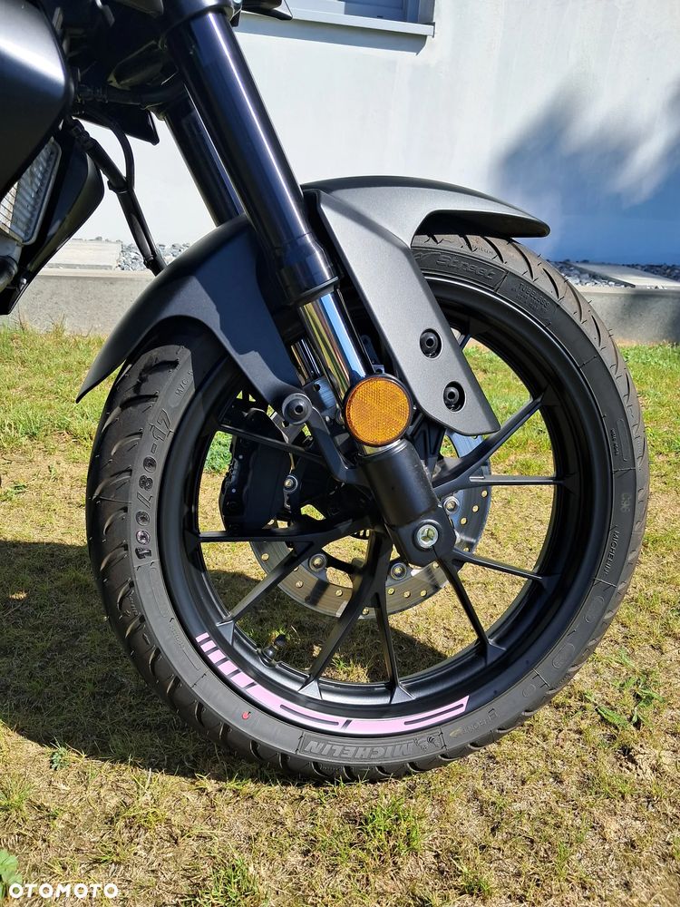 Yamaha MT - 7