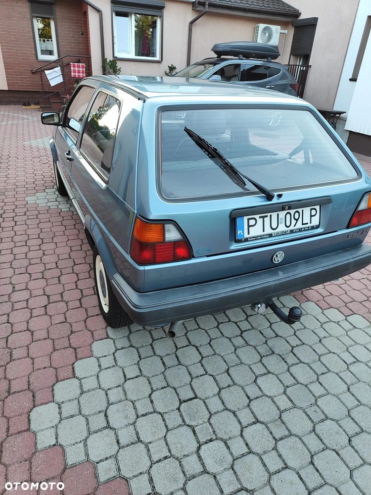 Volkswagen Golf 1.6 CL - 4