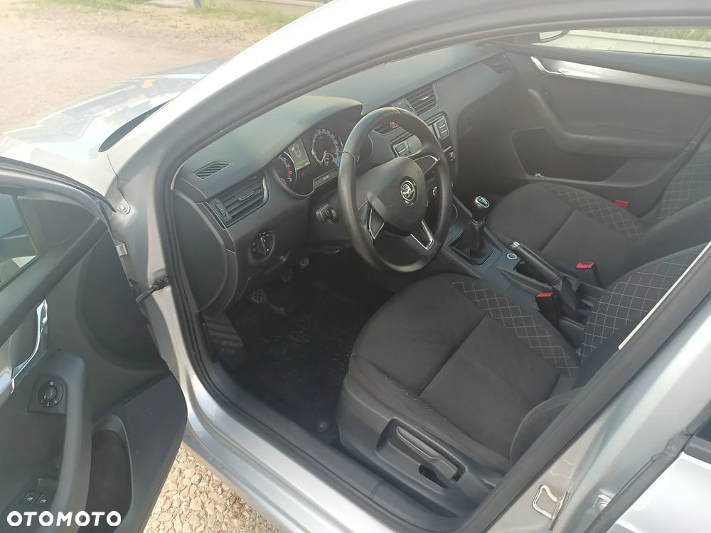 Skoda Octavia 1.6 TDI Ambition - 24