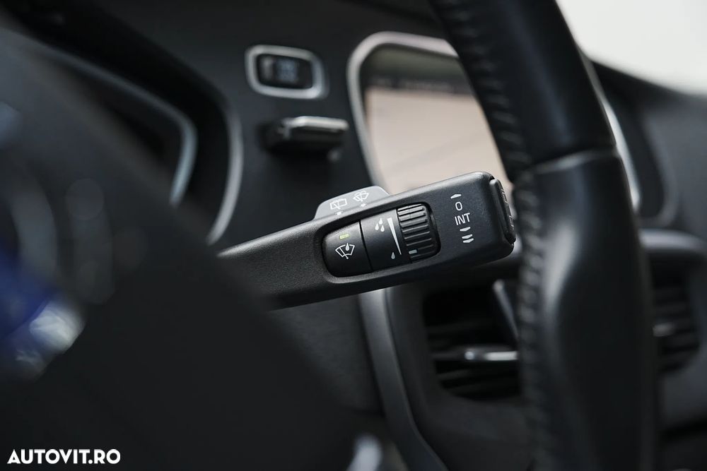 Volvo V40 D2 ECO Basic - 21