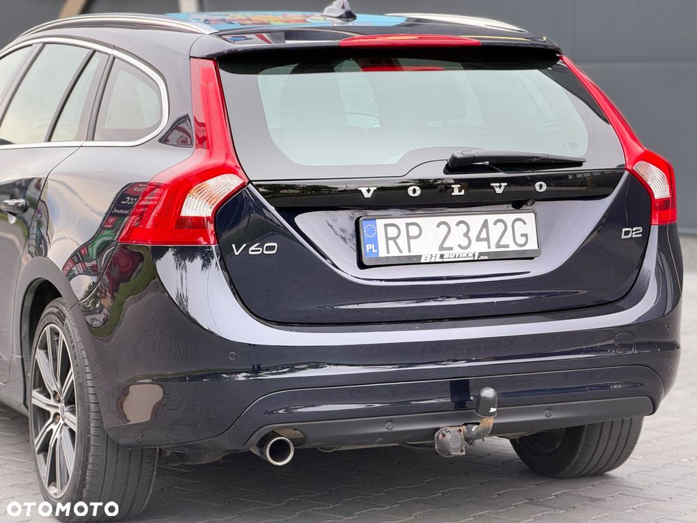 Volvo V60 D2 Geartronic Summum - 30