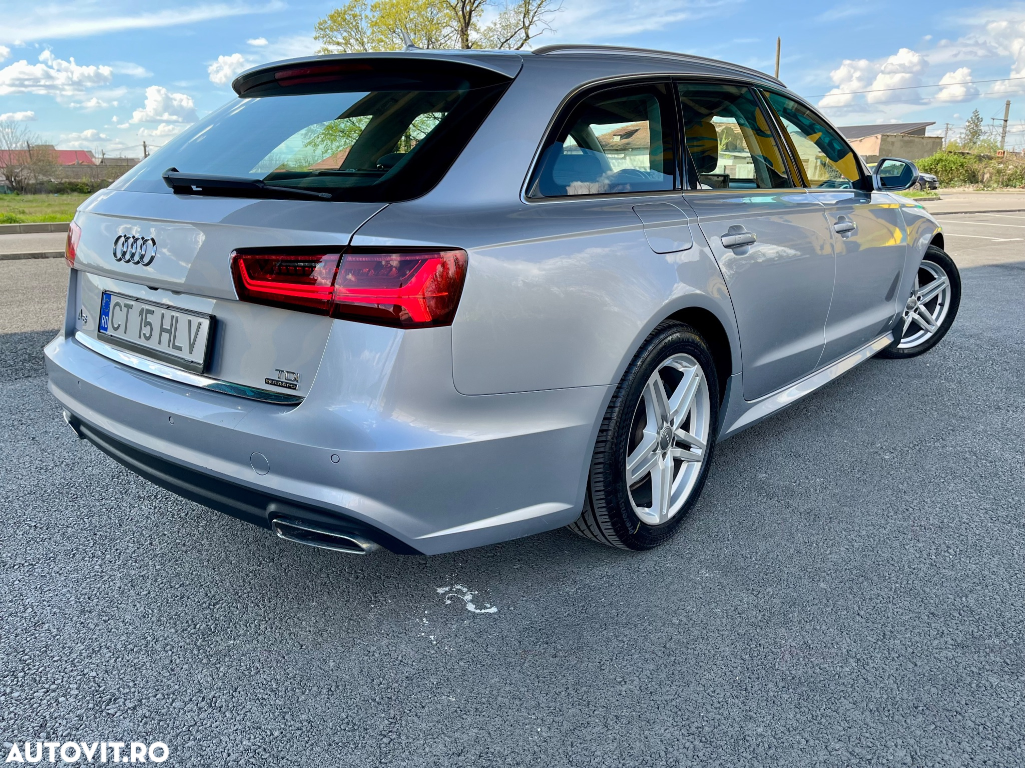 Audi A6 Avant 2.0 TDI quattro S tronic - 10