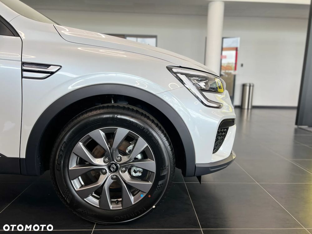 Renault Arkana 1.6 E-TECH Techno MMT - 6