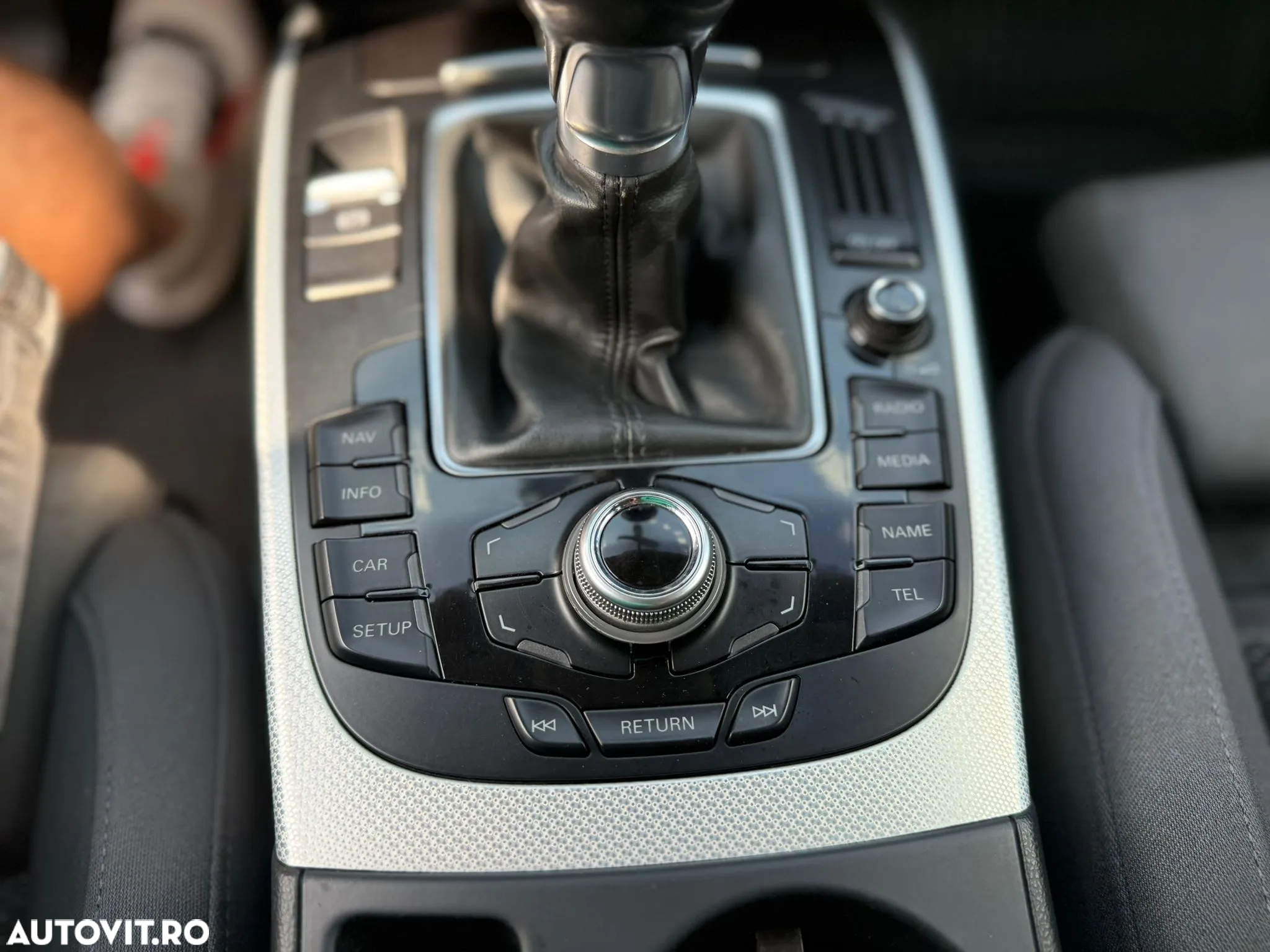 Audi A4 2.0 TDI Avant - 8