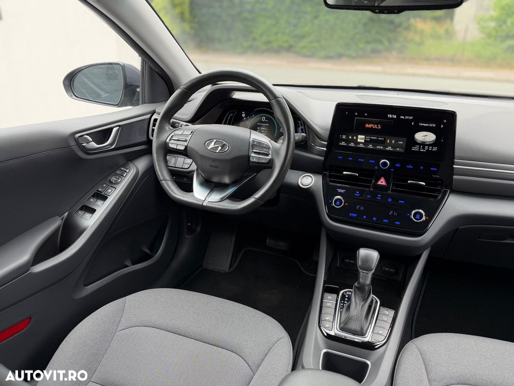 Hyundai IONIQ 1.6 GDI Style - 6