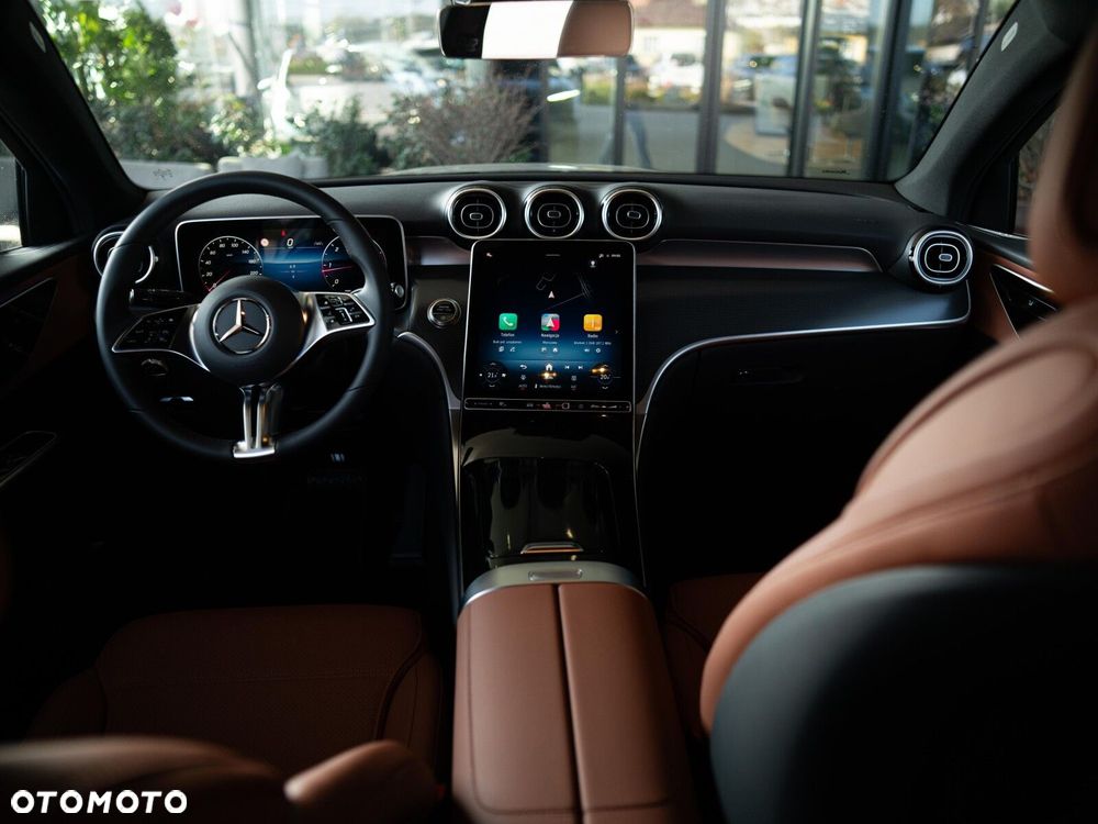 Mercedes-Benz GLC - 16