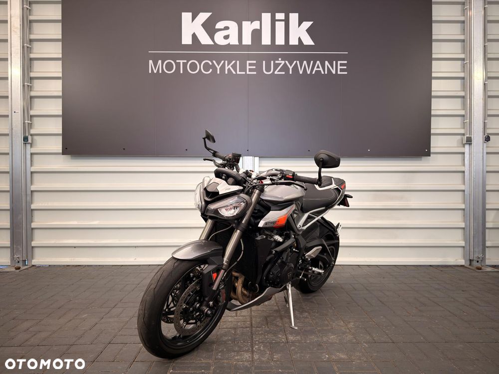 Triumph Street Triple - 6
