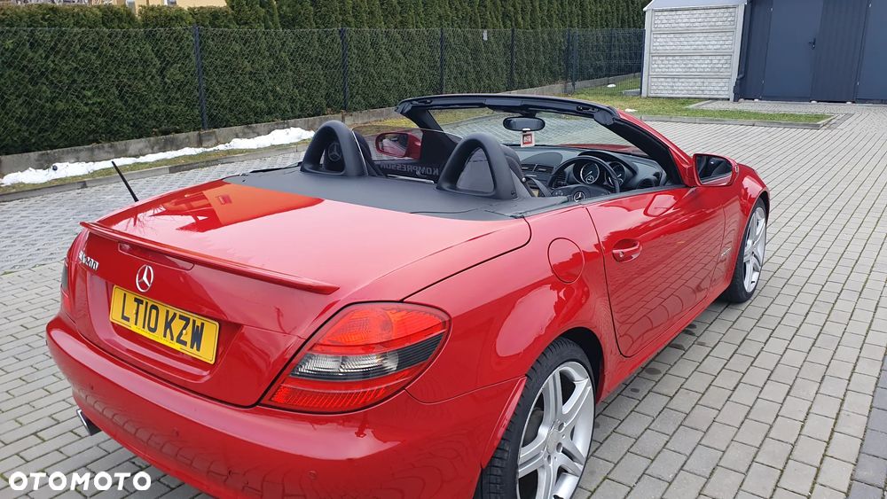Mercedes-Benz SLK 200 BlueEFFICIENCY 7G-TRONIC Roadster pur - 24