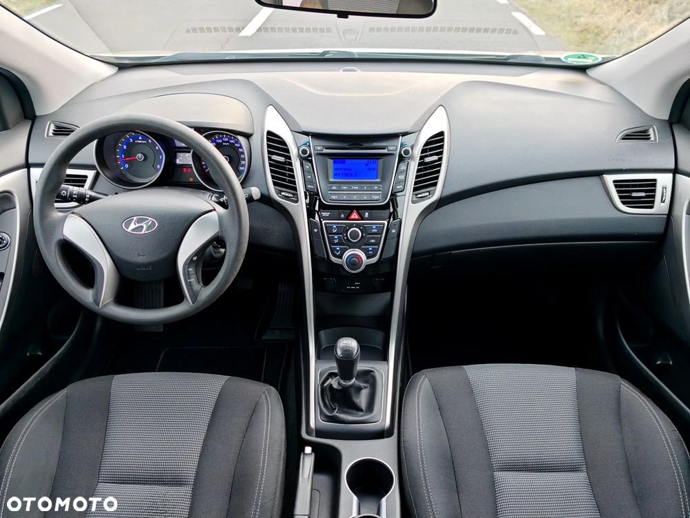 Hyundai i30 1.4 Trend - 33