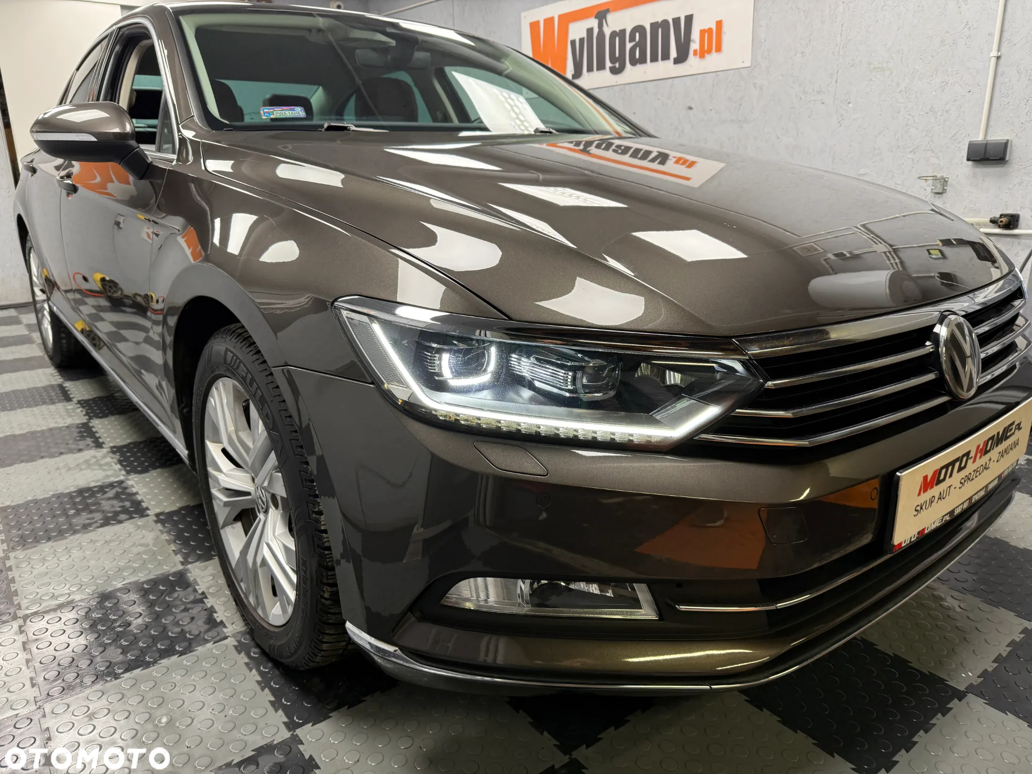 Volkswagen Passat - 30