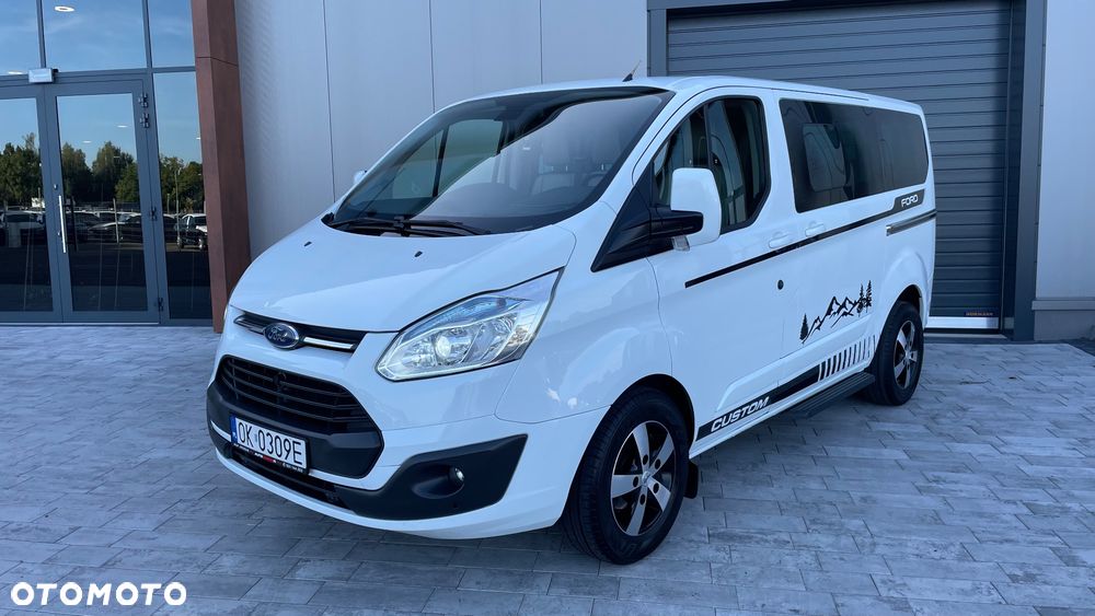 Ford Tourneo Custom - 6