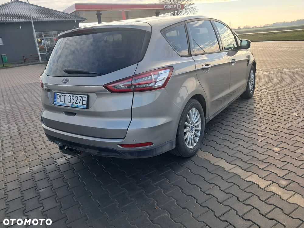 Ford S-Max - 15